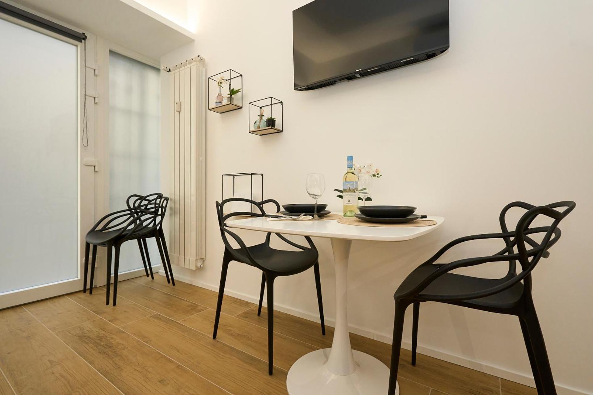 Apartament Duomo 10 Min - Cozy With Netflix & Wifi Mediolan Zewnętrze zdjęcie